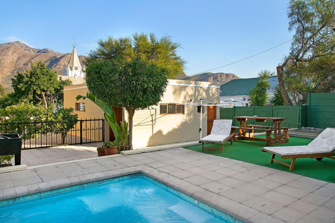 شقة J'S Audacious Living Montagu Self Catering المظهر الخارجي الصورة