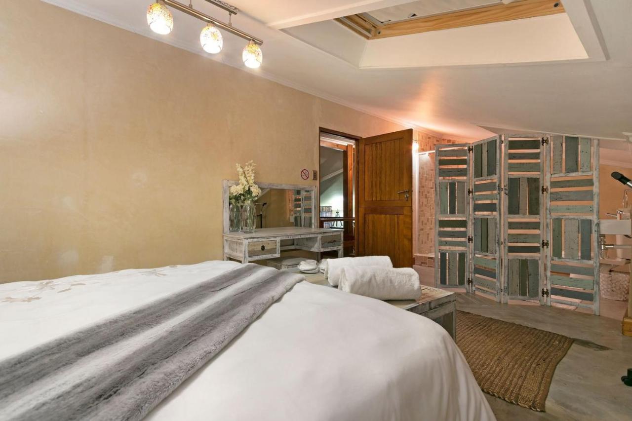 شقة J'S Audacious Living Montagu Self Catering المظهر الخارجي الصورة